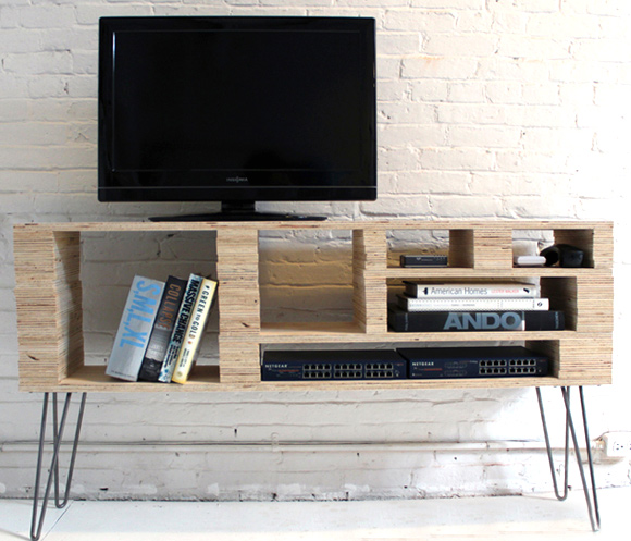One Day Builds: 9 Simple and Easy DIY Projects Using Hairpin Legs: #8 The media console