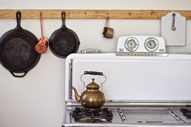 Before and After: Shabby Chic to Modern Vintage Kitchen Makeover - Cooker rack
